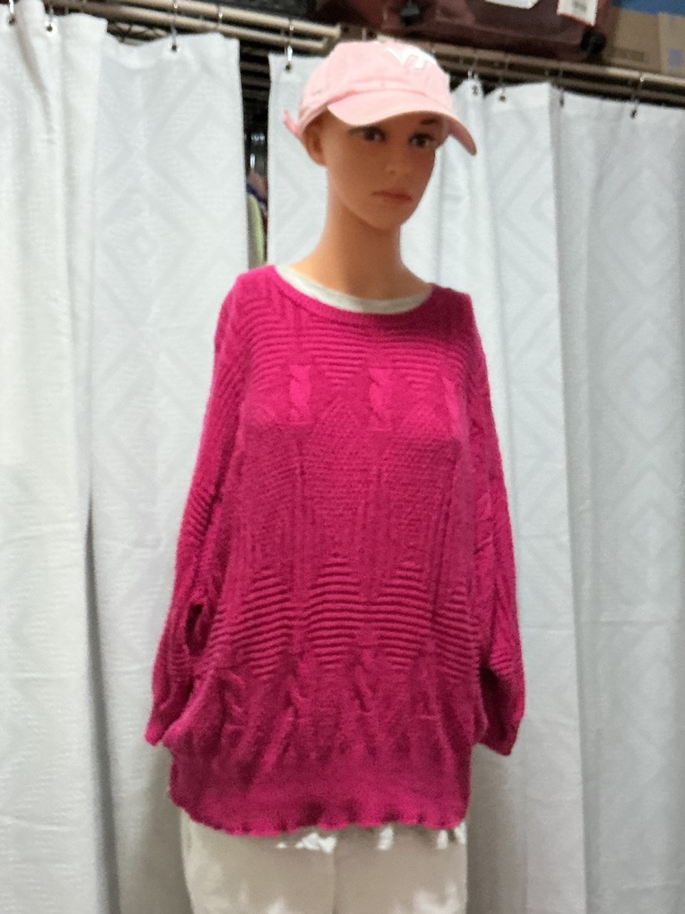 Women’s fuchsia sweater